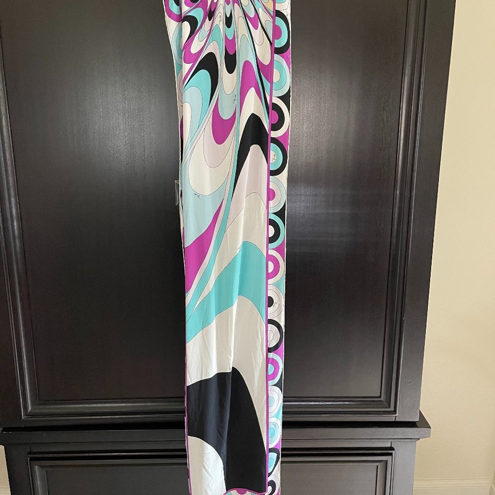 Pucci scarf